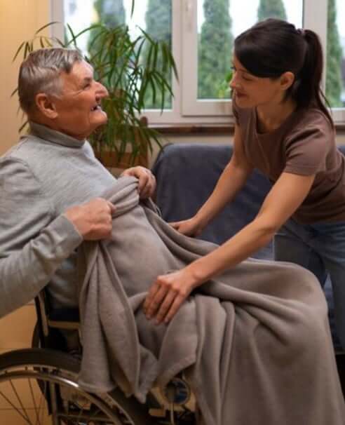 Evde yaşlı bakımı hizmetleri